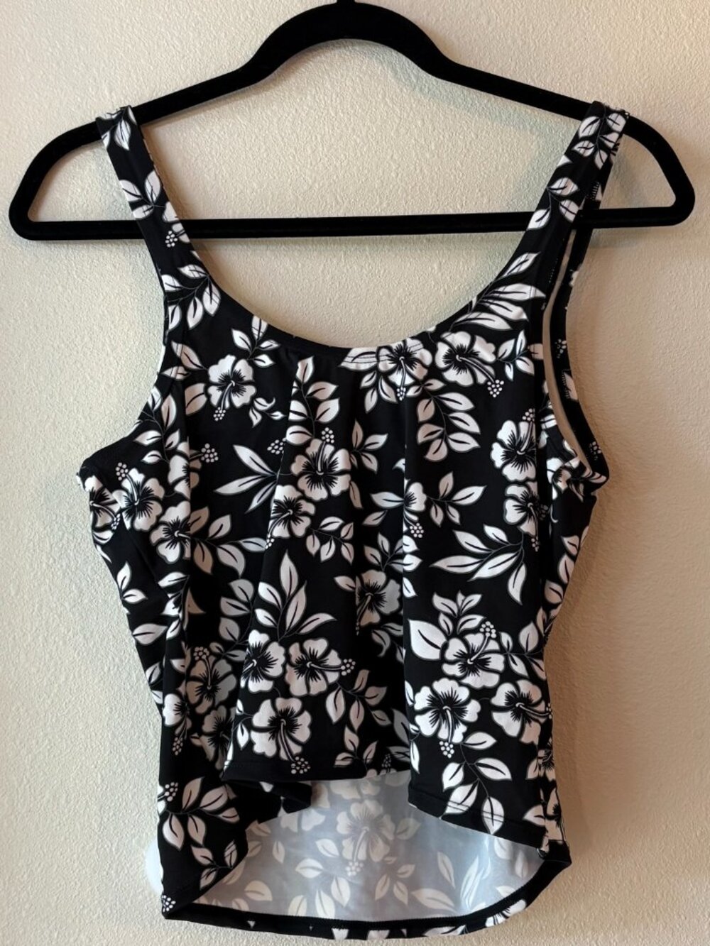 NWT Jantzen Tankini Swim Top Black White Tropical Hibiscus Floral Print Size 14